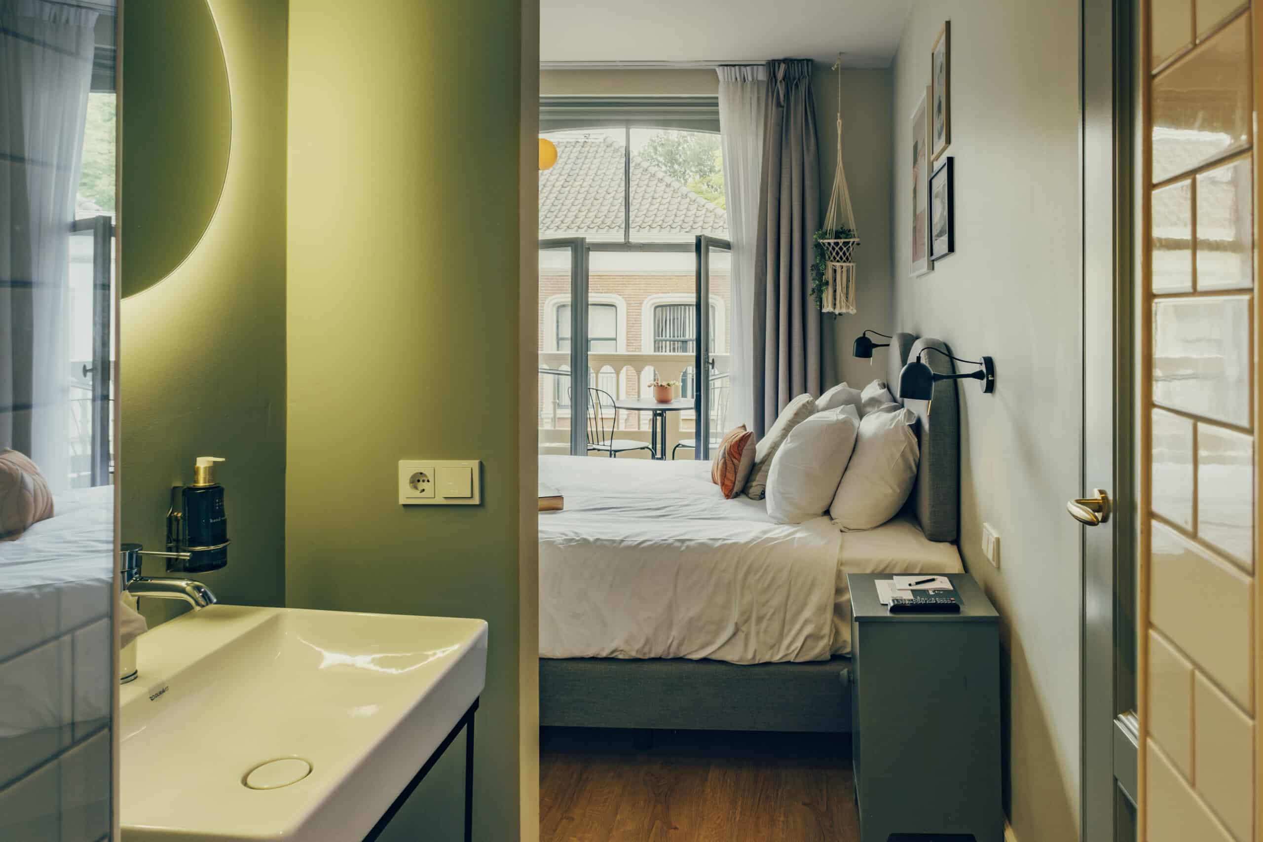 FINCH Boutique Hotel