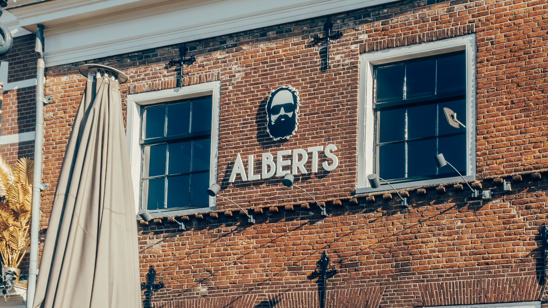 Alberts